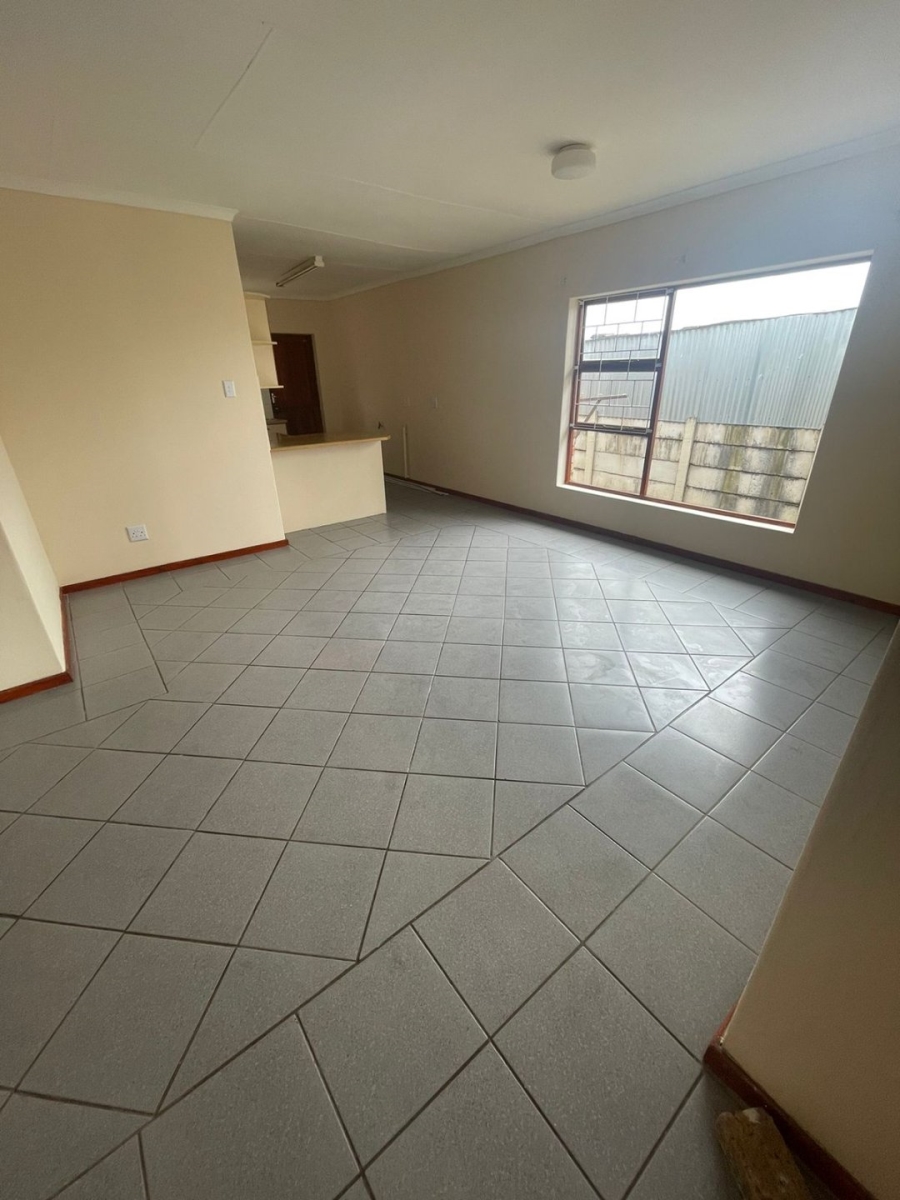  Bedroom Property for Sale in Azalea Park Eastern Cape
